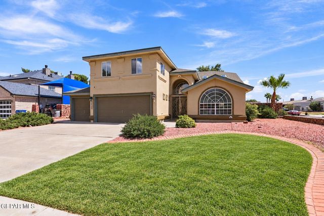 1900 PUEBLO CORONA Lane, El Paso, TX 79936