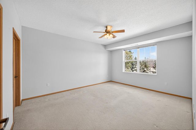 1900 Rush Lake Trail 232, New Brighton, MN 55112