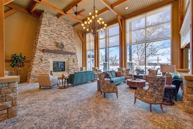 1900 Rush Lake Trail 232, New Brighton, MN 55112