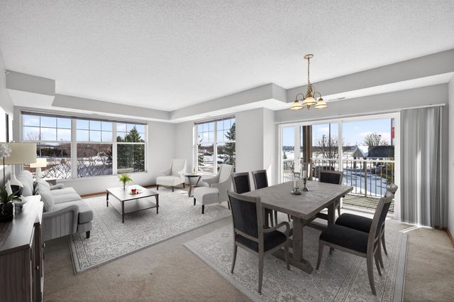 1900 Rush Lake Trail 232, New Brighton, MN 55112