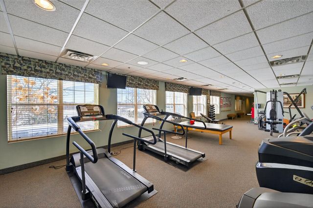 1900 Rush Lake Trail 232, New Brighton, MN 55112