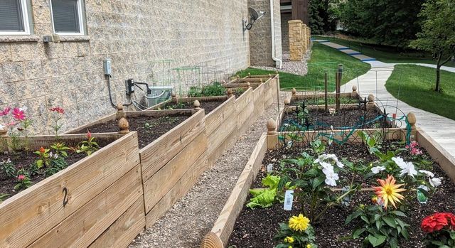 1900 Rush Lake Trail 232, New Brighton, MN 55112