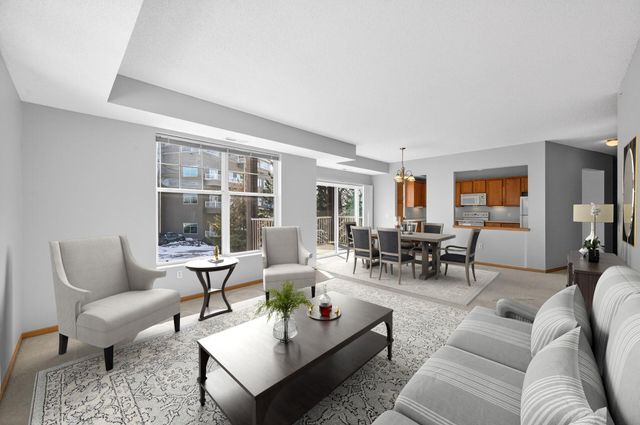 1900 Rush Lake Trail 232, New Brighton, MN 55112