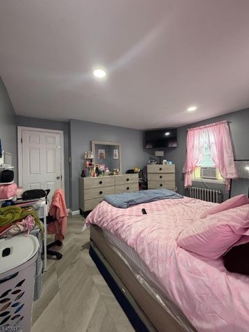 627 w 3rd, Plainfield City, NJ 07060