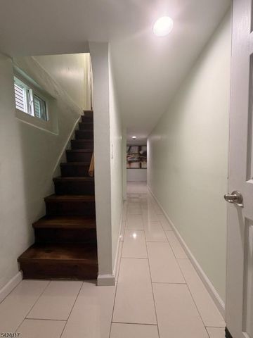 627 w 3rd, Plainfield City, NJ 07060