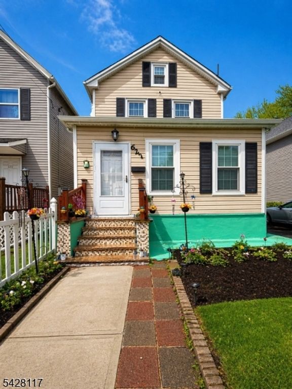 627 w 3rd, Plainfield City, NJ 07060