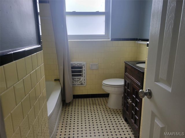 3706 Dalraida Parkway, Montgomery, AL 36109