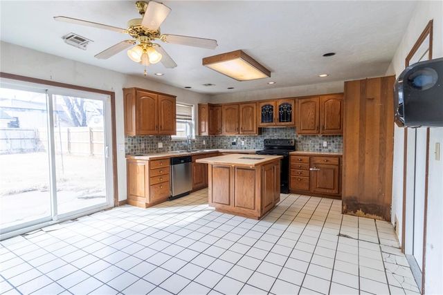 3000 SW 60th Street, Oklahoma City, OK 73159