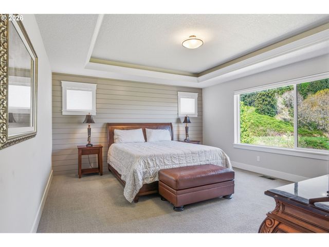 12130 Sw 173RD Ter, Beaverton, OR 97007