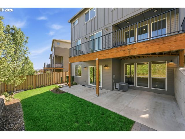 12130 Sw 173RD Ter, Beaverton, OR 97007