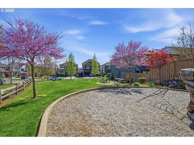 12130 Sw 173RD Ter, Beaverton, OR 97007