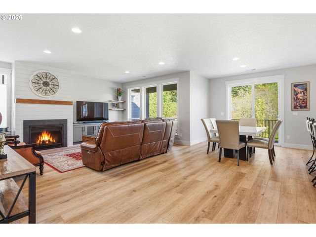 12130 Sw 173RD Ter, Beaverton, OR 97007