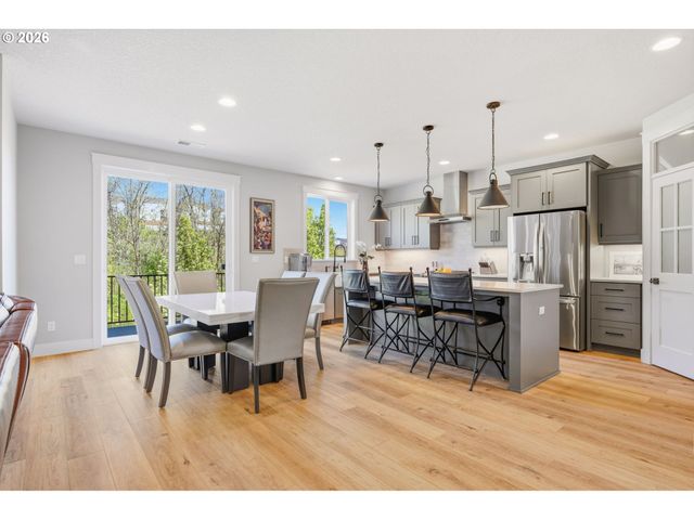 12130 Sw 173RD Ter, Beaverton, OR 97007