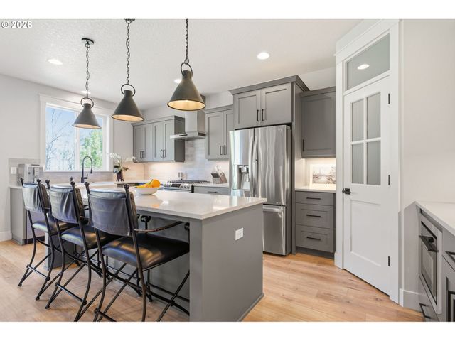 12130 Sw 173RD Ter, Beaverton, OR 97007