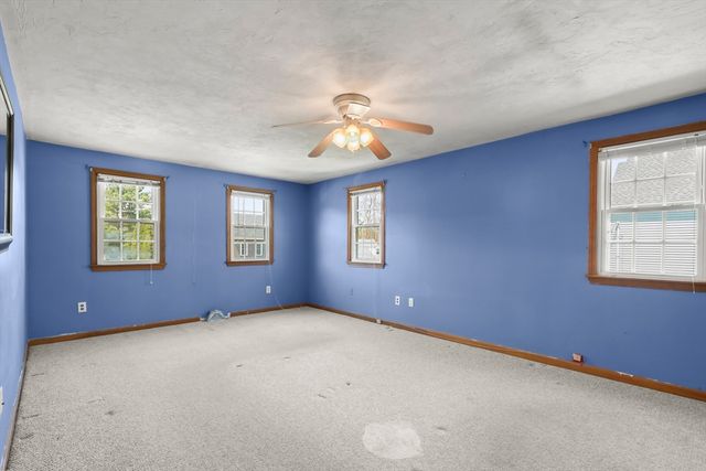 42 Sewell St, Brockton, MA 02301