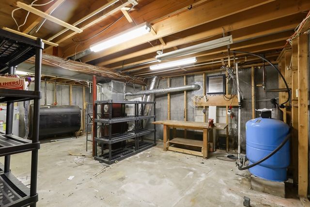42 Sewell St, Brockton, MA 02301