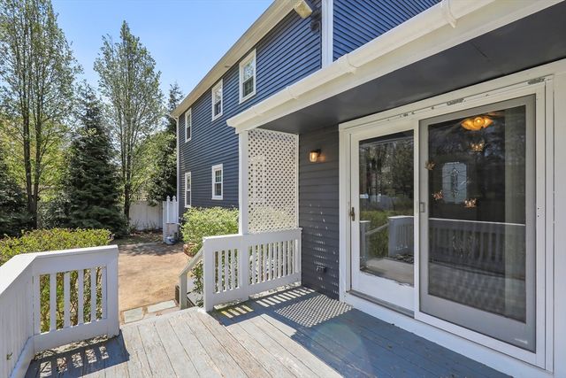 42 Sewell St, Brockton, MA 02301