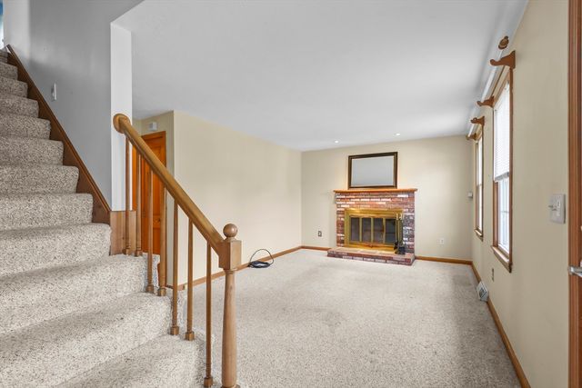 42 Sewell St, Brockton, MA 02301