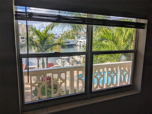 815 Middle River Drive 215, Fort Lauderdale, FL 33304