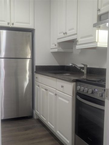 815 Middle River Drive 215, Fort Lauderdale, FL 33304