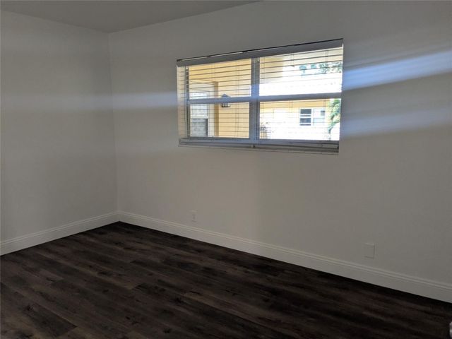 815 Middle River Drive 215, Fort Lauderdale, FL 33304