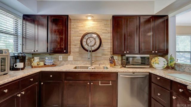201 Daffodil St Apt B6, Hot Springs, AR 71913