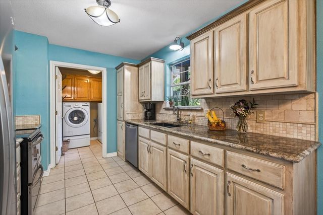 391 Vz County Road 1507, Grand Saline, TX 75140