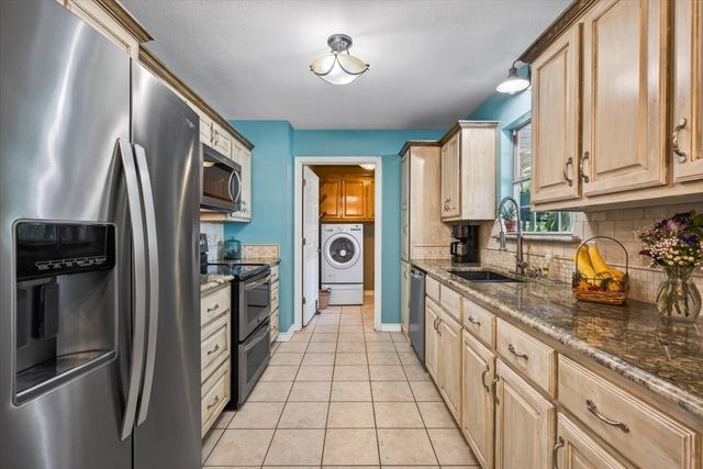 391 Vz County Road 1507, Grand Saline, TX 75140