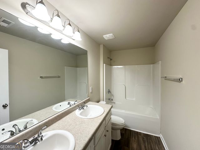 124 Donegal Way, Dallas, GA 30132