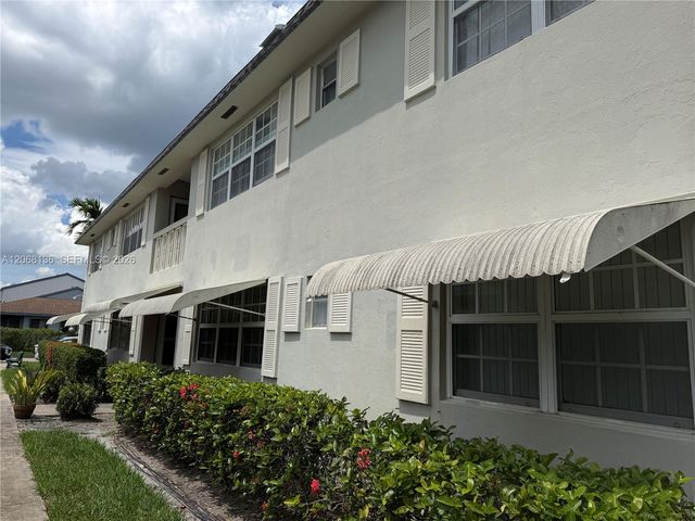 1520 Mckinley Street 108E, Hollywood, FL 33020