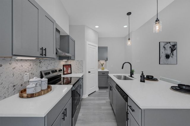 715 E Hanna Street, Denison, TX 75021