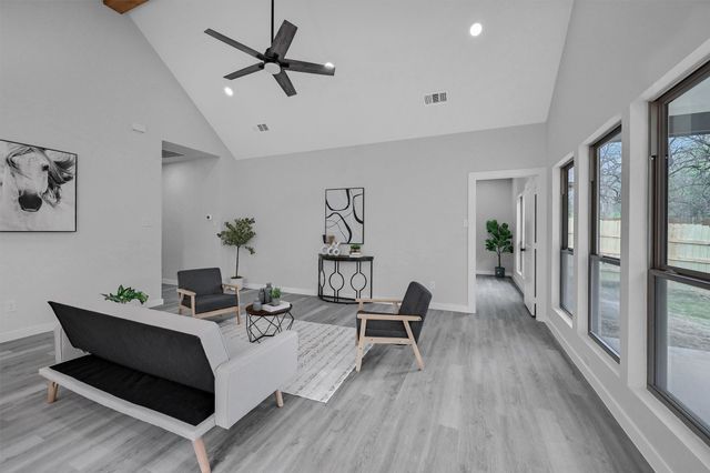 715 E Hanna Street, Denison, TX 75021