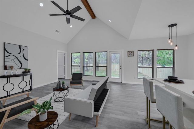 715 E Hanna Street, Denison, TX 75021