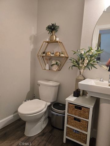 9871 Alburtis Avenue 38, Santa Fe Springs, CA 90670