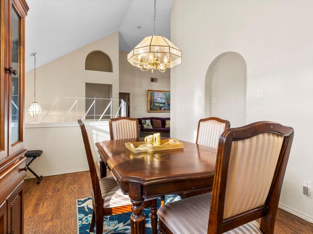 1115 Middlebury Lane, Euless, TX 76040