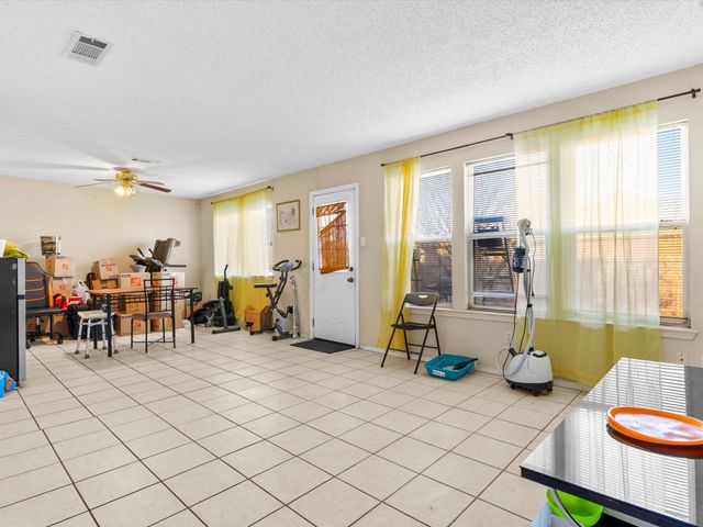 1115 Middlebury Lane, Euless, TX 76040