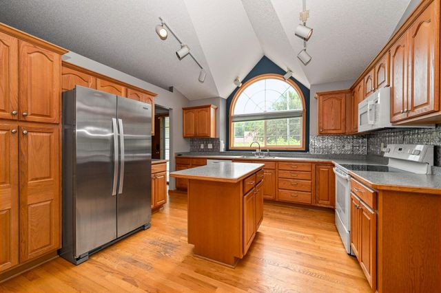 4715 190th Street W, Farmington, MN 55024