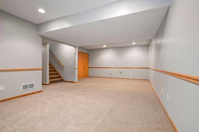 4715 190th Street W, Farmington, MN 55024