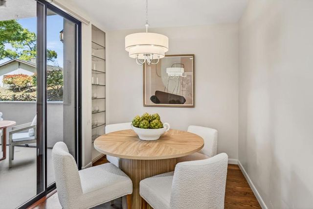 10 Mansion Court 713, Menlo Park, CA 94025