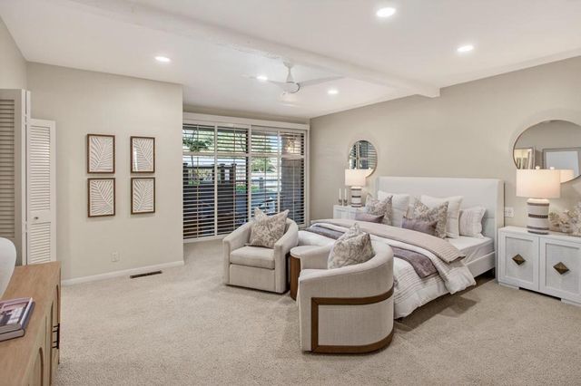 10 Mansion Court 713, Menlo Park, CA 94025