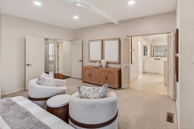 10 Mansion Court 713, Menlo Park, CA 94025