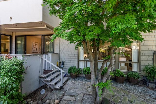 10 Mansion Court 713, Menlo Park, CA 94025