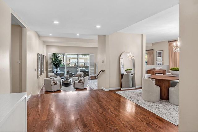 10 Mansion Court 713, Menlo Park, CA 94025