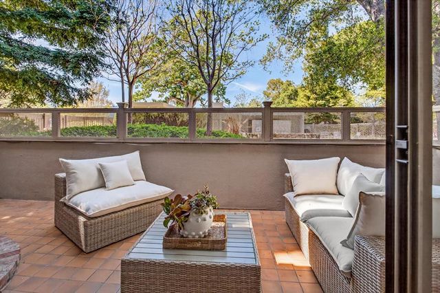 10 Mansion Court 713, Menlo Park, CA 94025