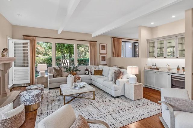 10 Mansion Court 713, Menlo Park, CA 94025