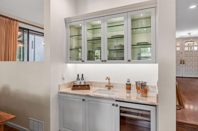 10 Mansion Court 713, Menlo Park, CA 94025