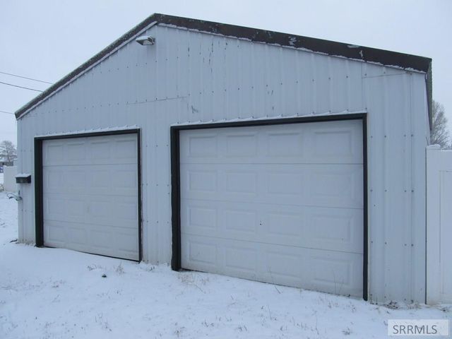 127 W 1st S, Teton, ID 83451