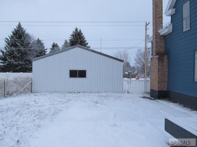 127 W 1st S, Teton, ID 83451