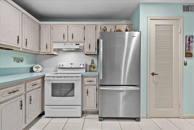 755 Saturn Street H101, Jupiter, FL 33477