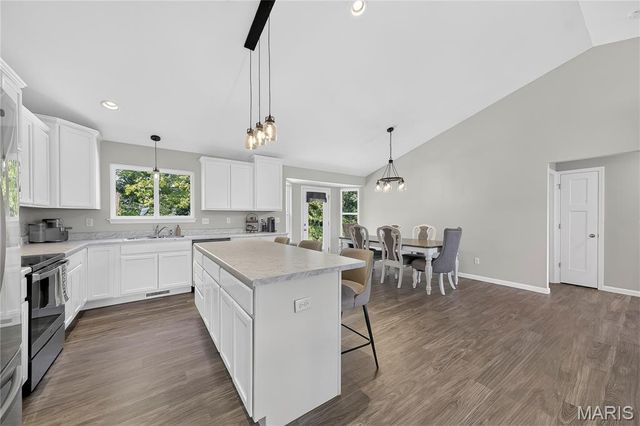 178 Austin Oaks Drive, Moscow Mills, MO 63362